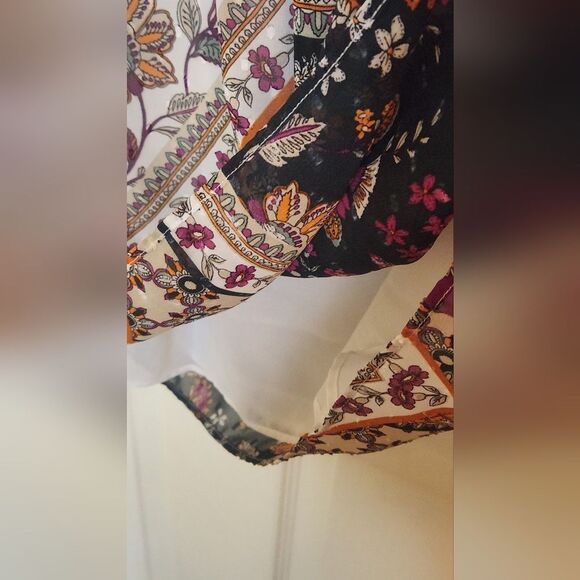 Calvin Klein M White Green Orange Lined Ruffles Neck Lngslv Women’s Top Blouse - Picture 5 of 8